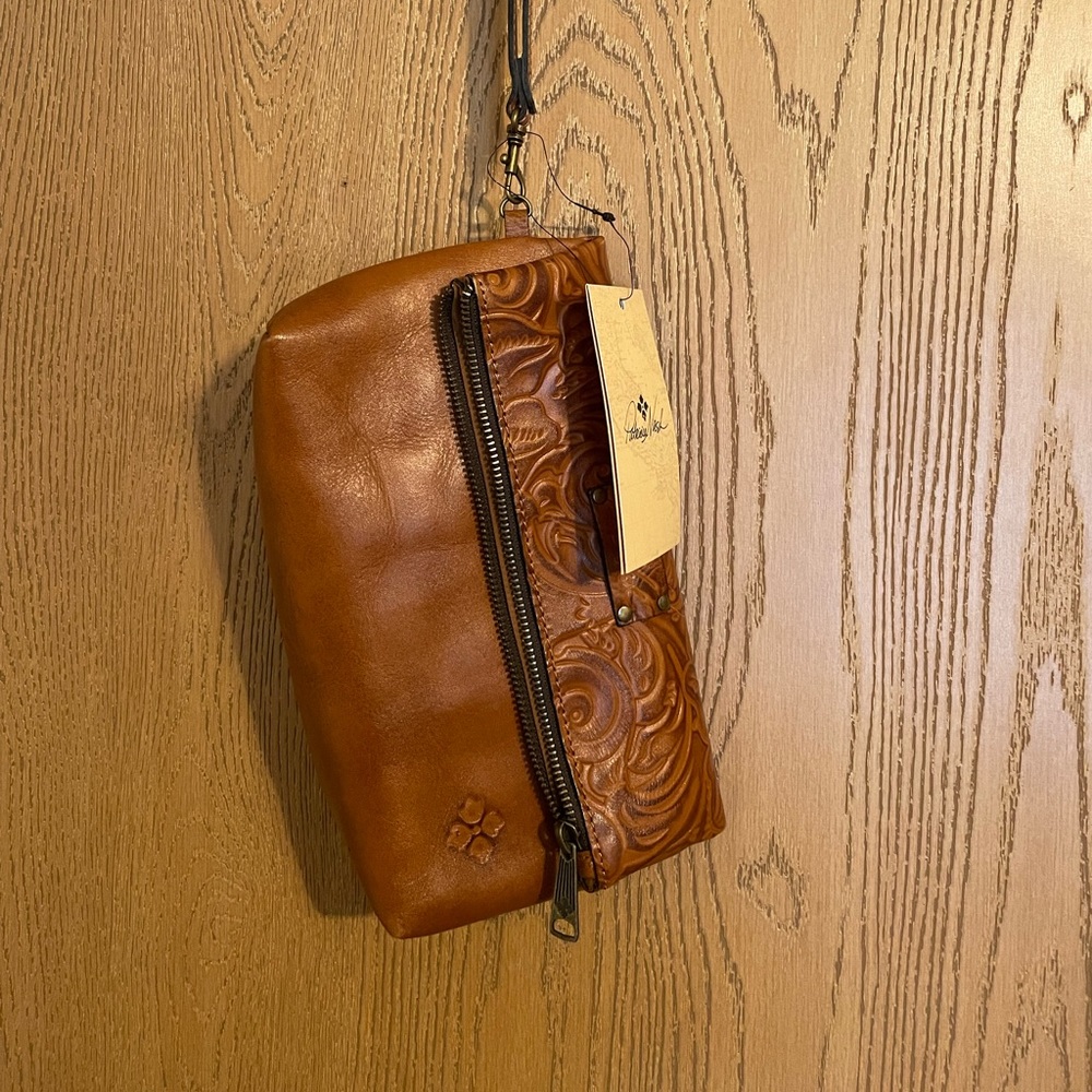 Patricia Nash magnetic clutch